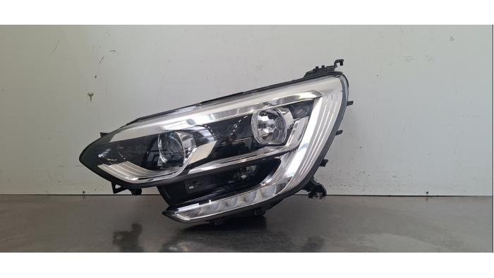 Phare gauche Renault Megane