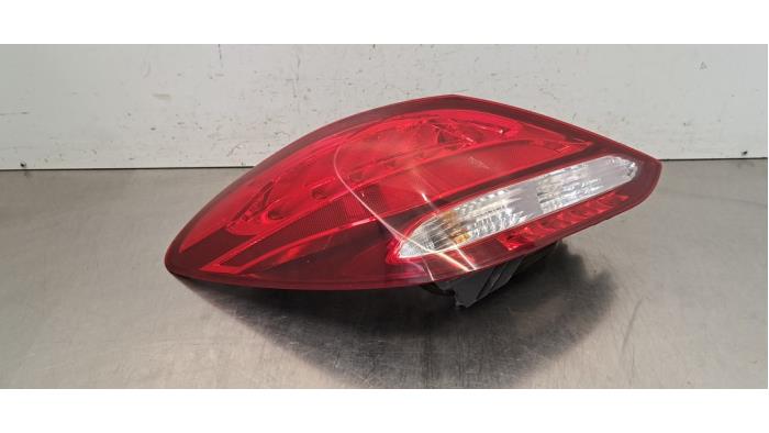 Feu arrière gauche Mercedes C-Klasse
