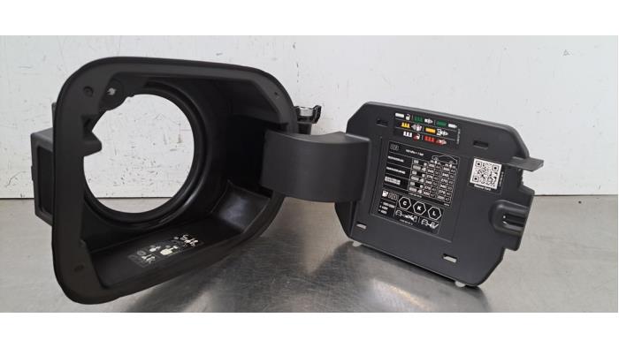 Clapet réservoir Mercedes EQB