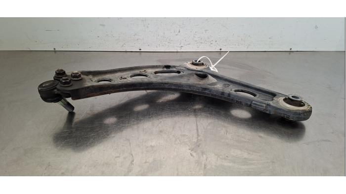 Bras de suspension avant droit Renault Trafic