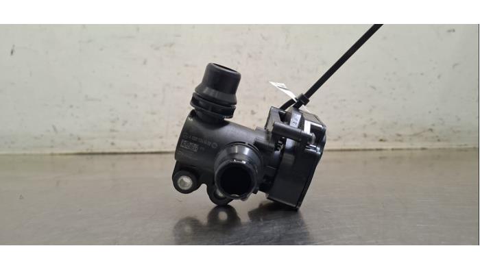 Robinet chauffage électrique Mercedes EQB