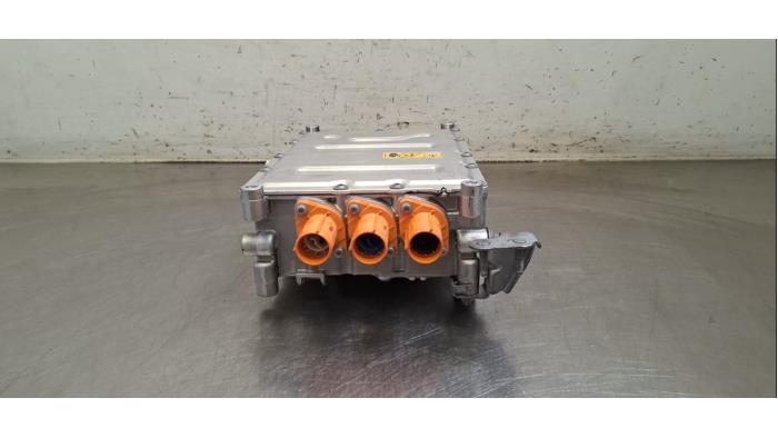 Convertisseur Mercedes EQB