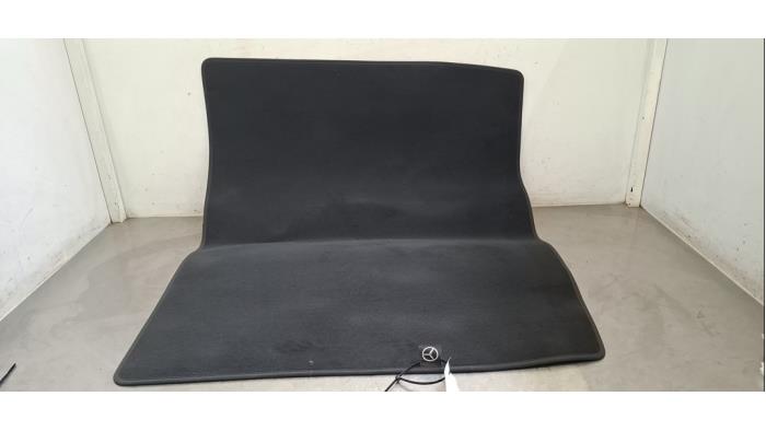 Coffre tapis Mercedes EQB
