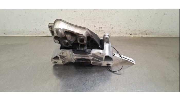 Support moteur Mercedes EQB