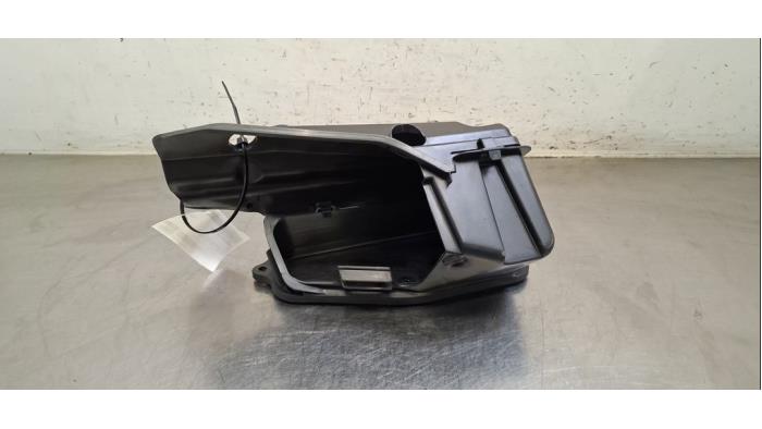 Guidage d'air Mercedes EQB