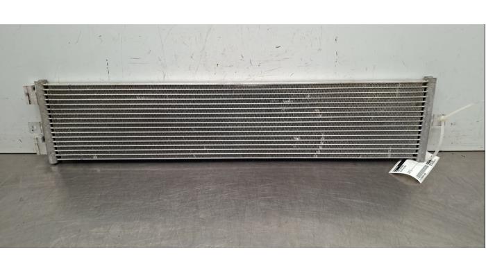Gebruikte Airco Condensor Kia EV9 (MV1) 99.8 kWh Prijs € 163,35 Inclusief btw aangeboden door Autohandel Didier