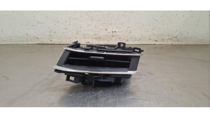 Grille aération tableau de bord Kia EV9