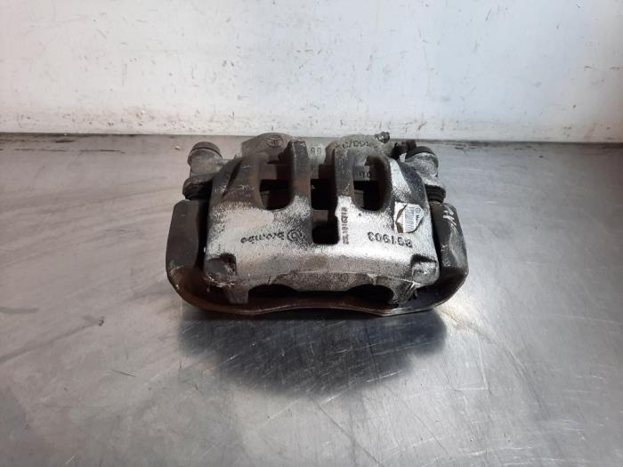 Etrier de frein (pince) avant gauche Mercedes EQV