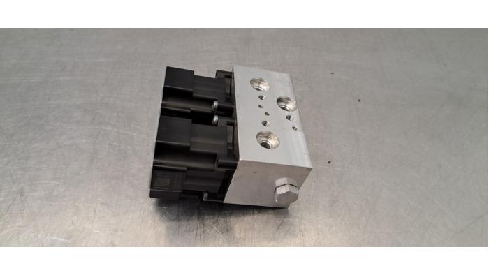 Valve d'expansion clim Audi Q4