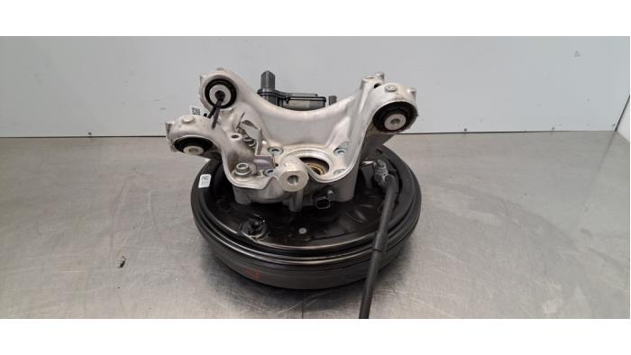 Fusee linksachter Audi Q4