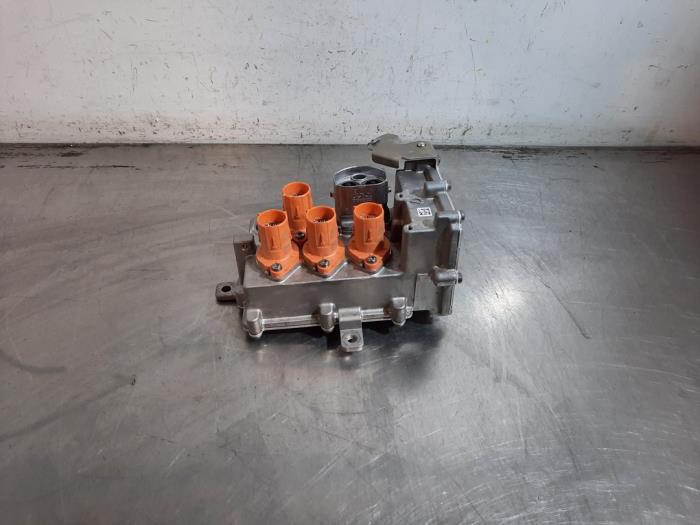Distributeur de courant Mercedes EQV