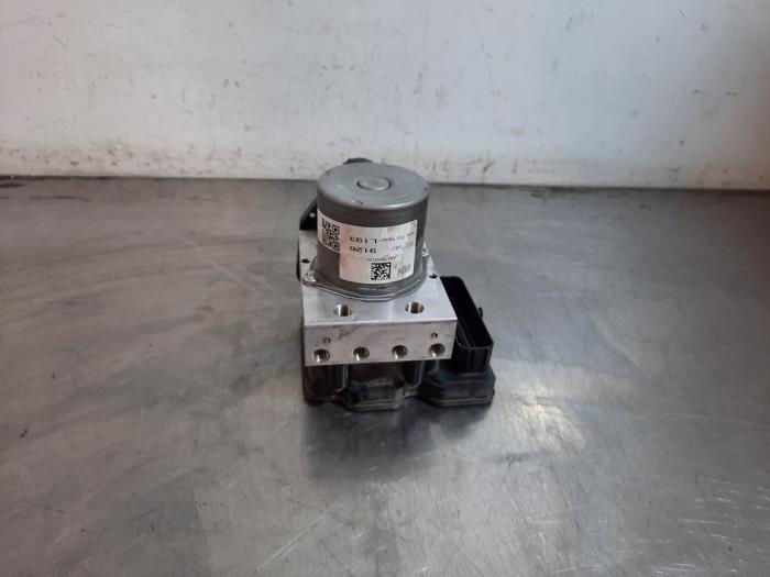 Pompe ABS Mercedes EQV