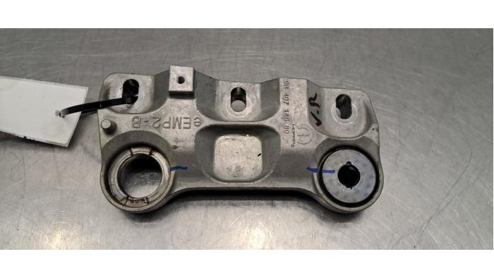 Support (divers) Peugeot 3008