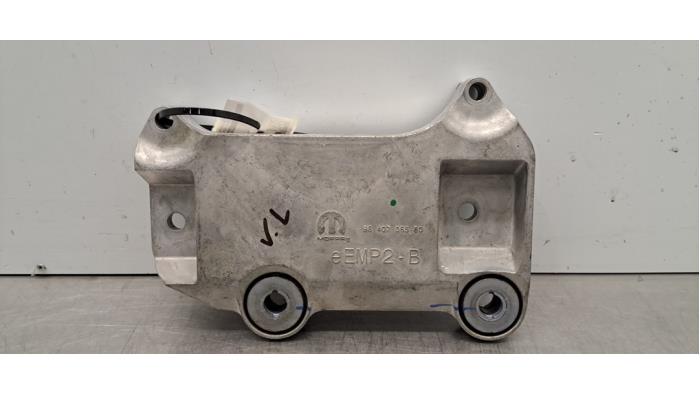 Support moteur Peugeot 3008