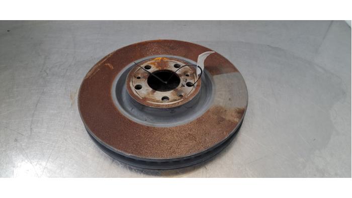 Disque de frein avant Peugeot 3008