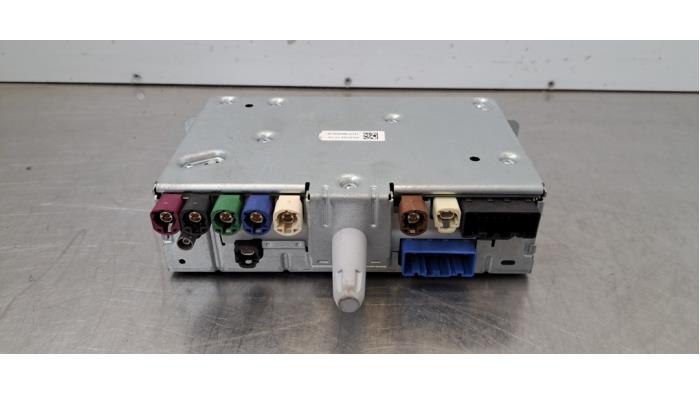 Module radio Peugeot 3008