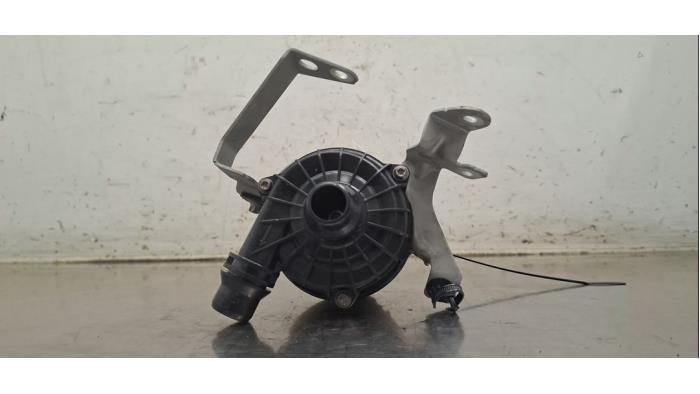 Pompe à eau supplémentaire Mercedes EQB