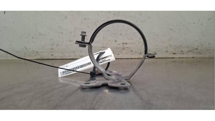 Support (divers) Mercedes EQB