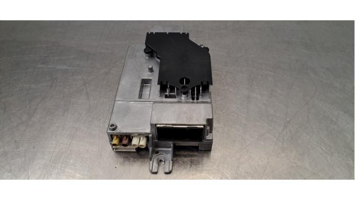 Amplificateur radio BMW 3-Série