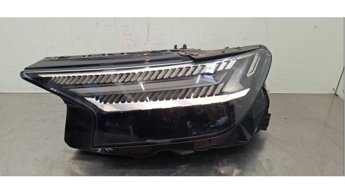 Phare gauche Audi Q4