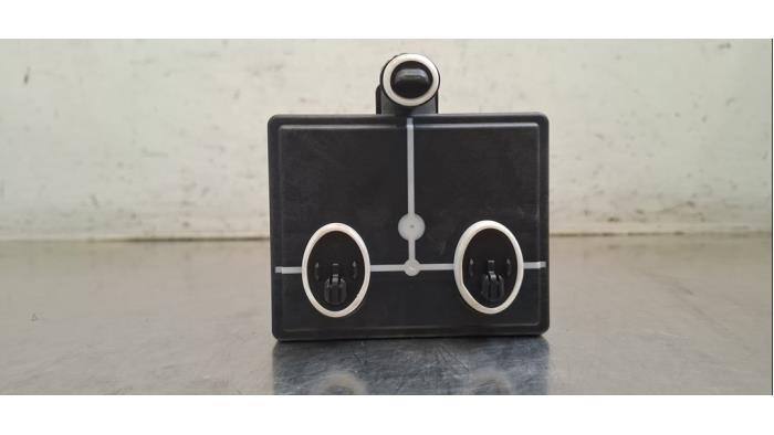 Module verrouillage central des portes Peugeot 3008