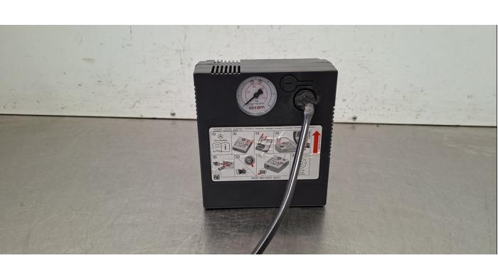Pompe pneumatiques Mercedes CLA