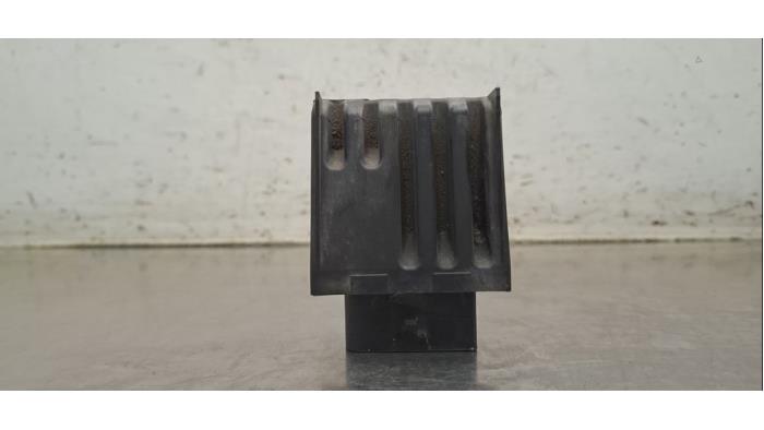 Gebruikte Brandstofpomp module Volkswagen Tiguan (AD1) 2.0 TDI 16V BlueMotion Technology SCR Prijs € 30,25 Inclusief btw aangeboden door Autohandel Didier