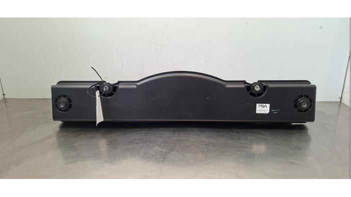 Caisson de graves Peugeot 3008