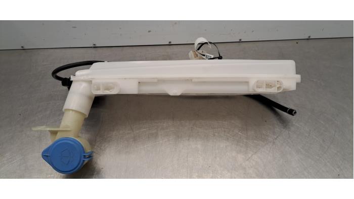 Réservoir lave-glace avant Peugeot 3008