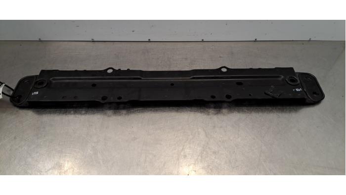Barre radiateur Audi RSQ8