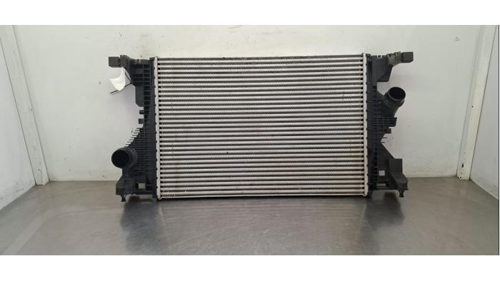 Gebruikte Intercooler Mercedes CLA (118.3) 1.3 CLA-200 Turbo 16V Prijs € 242,00 Inclusief btw aangeboden door Autohandel Didier