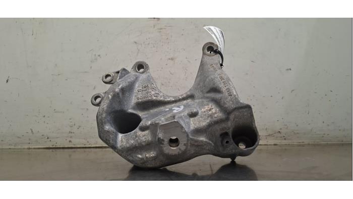 Support moteur Audi RSQ8
