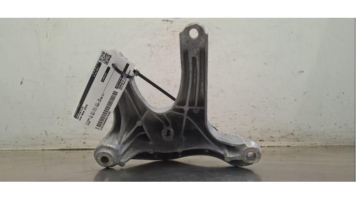 Support moteur Audi RSQ8
