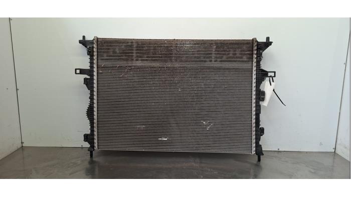 Gebruikte Radiateur Ford Focus 4 1.0 Ti-VCT EcoBoost 12V 125 Prijs € 133,10 Inclusief btw aangeboden door Autohandel Didier