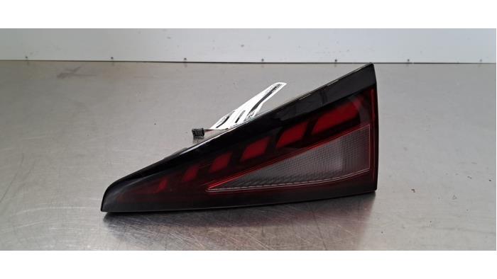 Taillight, right MG MG3