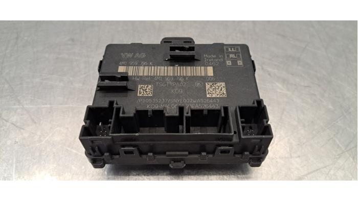 Module verrouillage central des portes Audi RSQ8