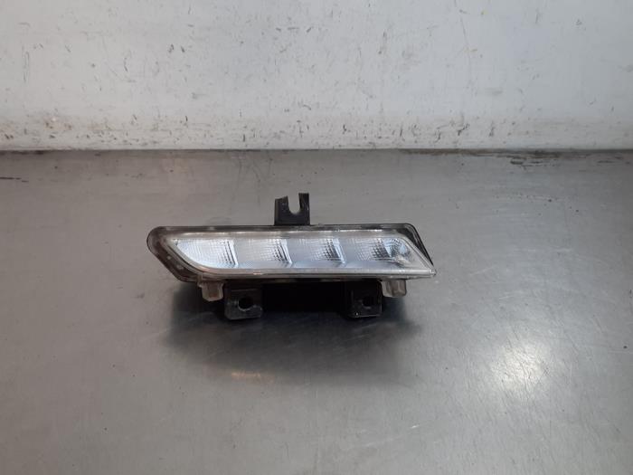 Veilleuse droite Renault Clio