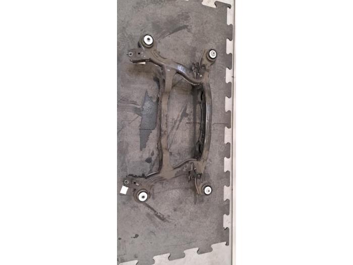 Gebruikte Subframe Mercedes EQB (X243) 300 4-Matic Prijs € 332,75 Inclusief btw aangeboden door Autohandel Didier