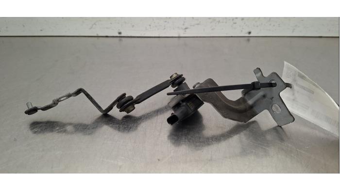 Régulateur d'hauteur Xenon Mercedes EQB