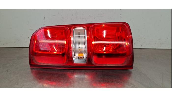 Achterlicht links Peugeot Expert