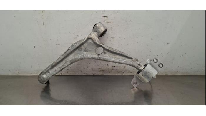 Bras de suspension avant gauche Mercedes EQB