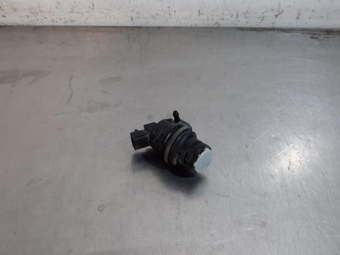 Pompe lave-glace avant Toyota GT86