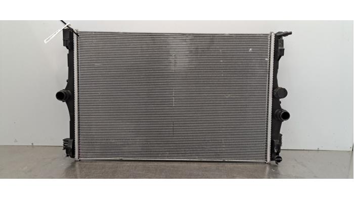 Radiateur Mercedes EQB
