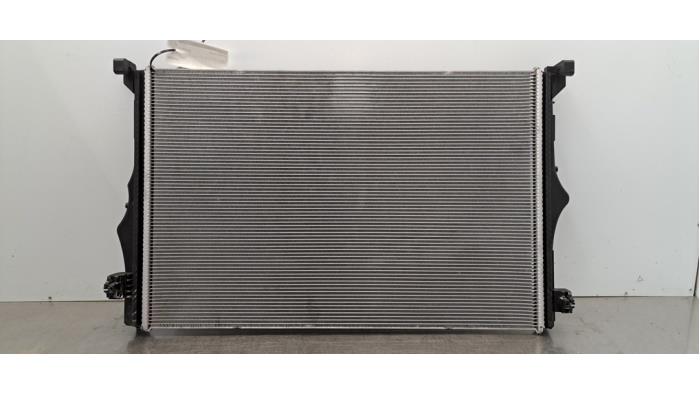 Radiateur Mercedes EQB