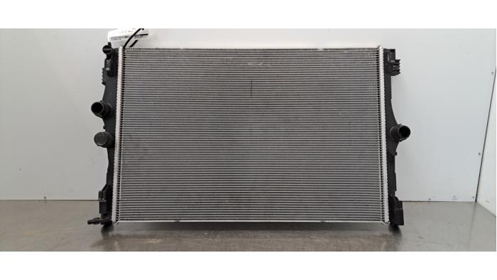 Radiateur Mercedes EQB