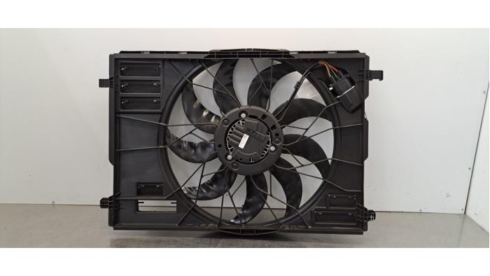 Ventilateur Mercedes EQB