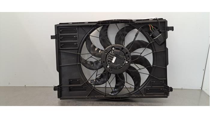 Ventilateur Mercedes EQB