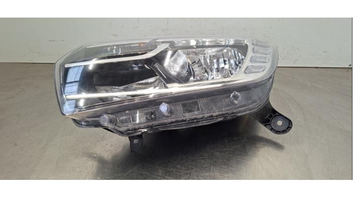 Phare gauche Dacia Sandero