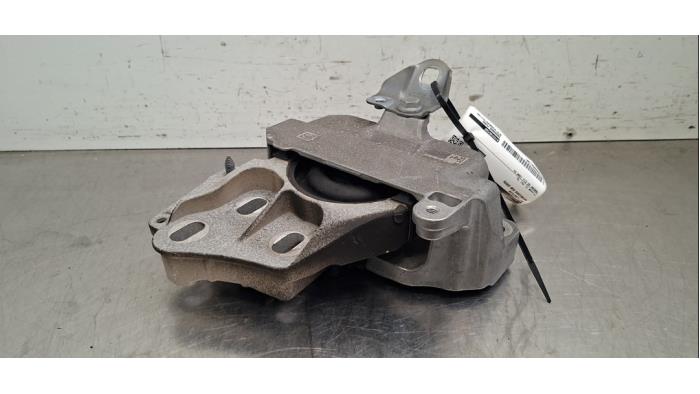 Support moteur Mercedes EQB