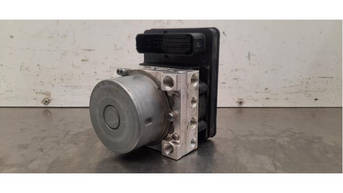 Pompe ABS Audi Q4